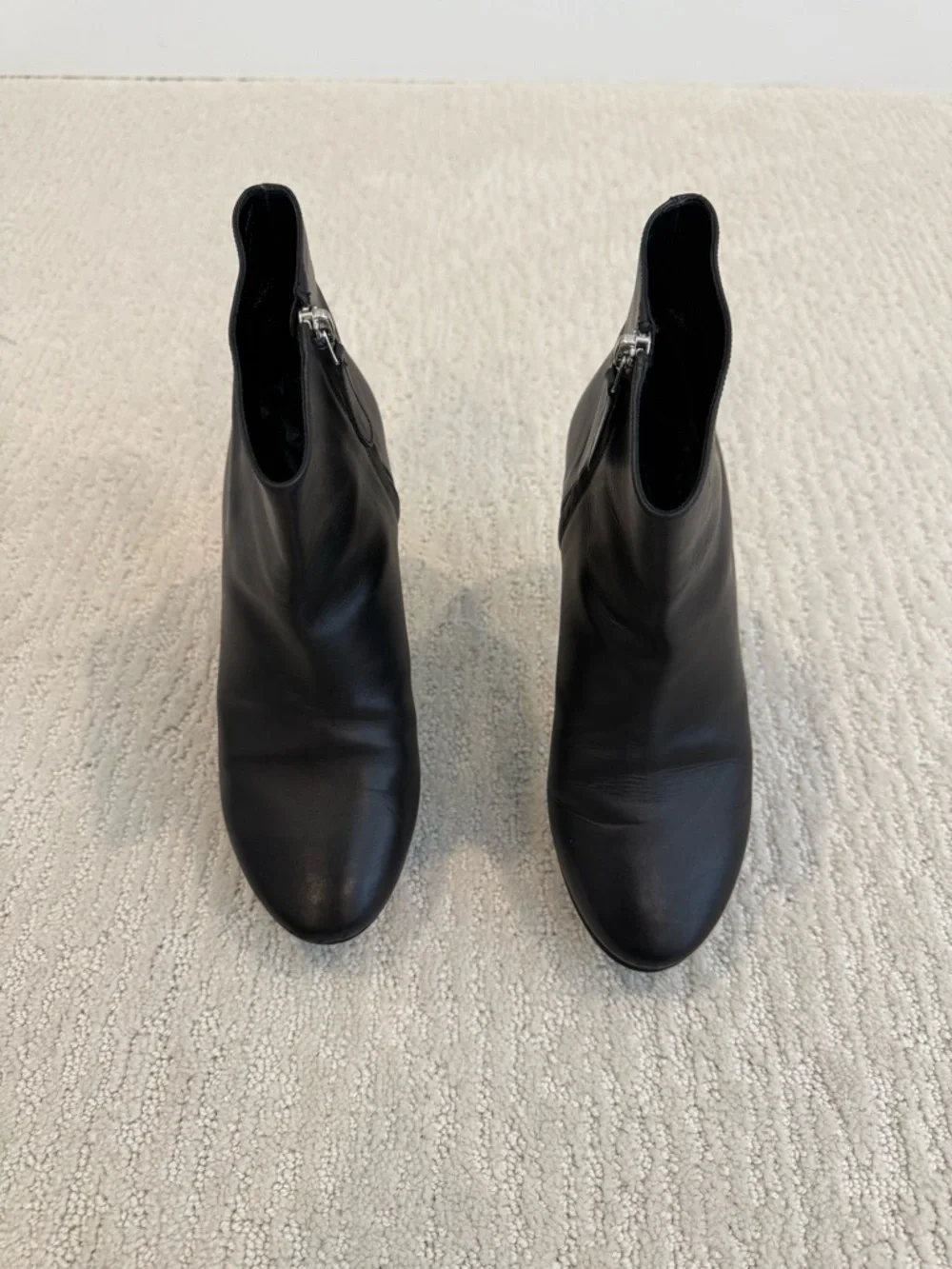 Alexander McQueen leather ankle boot with clear heel skull detail 37